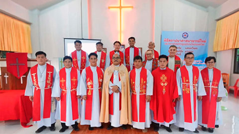 Bishop Boonmee Jarupong and pastors